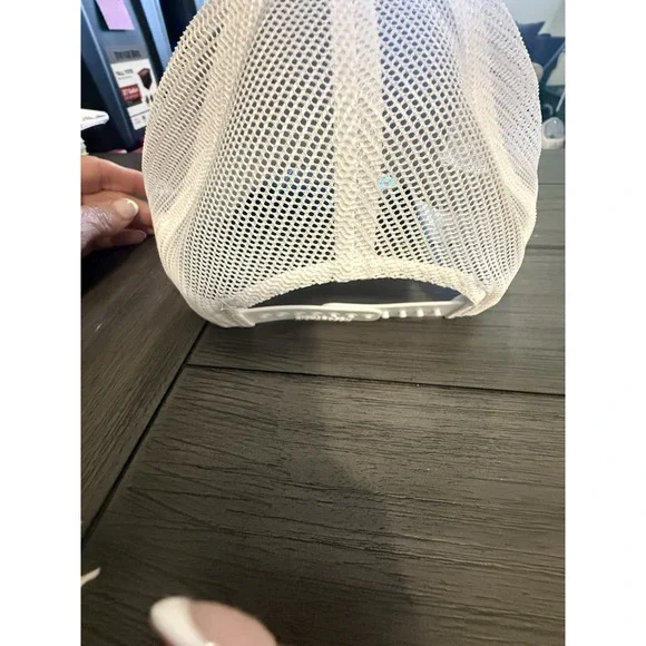 Goat Island Brewing Adjustable Strap‎ Mesh-Back Hat - Picture 4 of 7